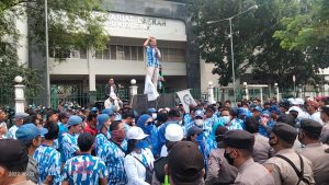 Ratusan Ormas Badak Banten Perjuangan Gruduk Kantor Dinas DPMPTSP Lebak, Sebut Ada Mafia Perizinan