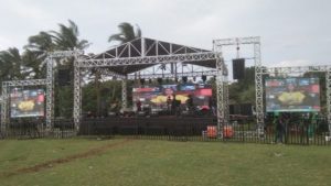 Nonton Konser, Syarat Masuk Wajib Di Photo KTPnya.. Ada Apa?..