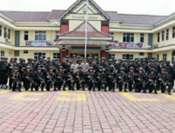 Kapolres Lebak berikan Kejutan kepada Personil BKO Sat Brimobda Banten di HUT Brimob Polri ke-77