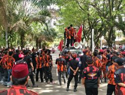Ratusan Ormas Pemuda Pancasila Geruduk  Kantor Dinas Perkim Banten