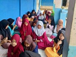 Melalui Jumat Mengaji SDN 2 Bojongjuruh menumbuhkan sikap cinta membaca Al-Qur’an