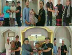 Program tahunan pemerintah Desa Kerta membagikan Sejadah ke Lima Mesjid dan Tujuh Mushola