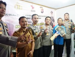 Selesai Di Bedah Rumah, Kapolres Lebak Serahkan Kunci Rumah Kepada Purnawirawan Polri
