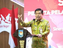 Sekjen Kemendagri Tekankan Urgensi Politik Desentralisasi dan Pelayanan Publik