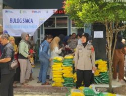 Stabilkan Harga Bahan Pokok, Polres Lebak bersama Satgas Pangan  Lebak Gelar Operasi Pasar di Kecamatan Maja