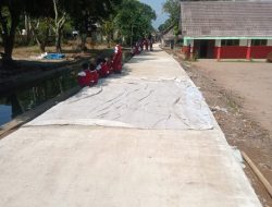 Tepis Isu Miring, oleh Kades Sukamanah Soal Pembangunan Irigasi yang Dikerjakan Oleh PT Waskita Karya