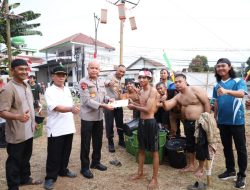 Semangat Kemerdekaan, Kapolda Banten Rayakan HUT ke-81 RI Bersama Masyarakat