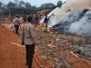 ‎POLSEK GUNUNGKENCANA BERSAMA DAMKAR BERHASIL PADAMKAN KEBAKARAN LIMBAH TRIPLEK DI PABRIK CIGINGGANG